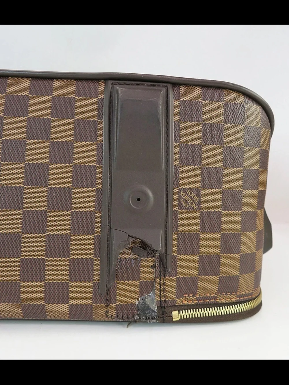 Louis Vuitton classic louis